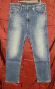Levis 505 faded distressed size 38x34